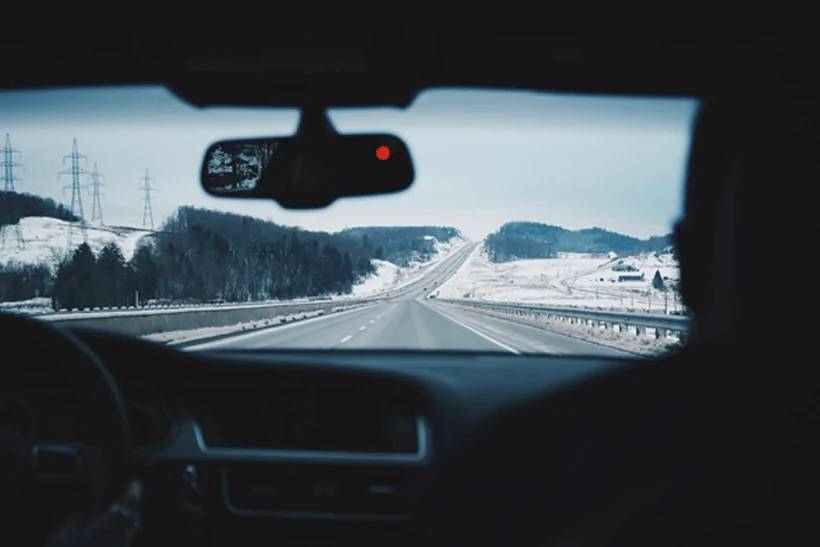 Winter car emergency kit checklist